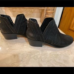 Vince Camuto Prasata Bootie